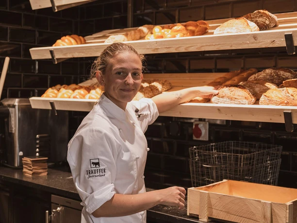 trauffer-erlebinswelt-rosas-bistro-baeckerei-brotverkauf.jpg