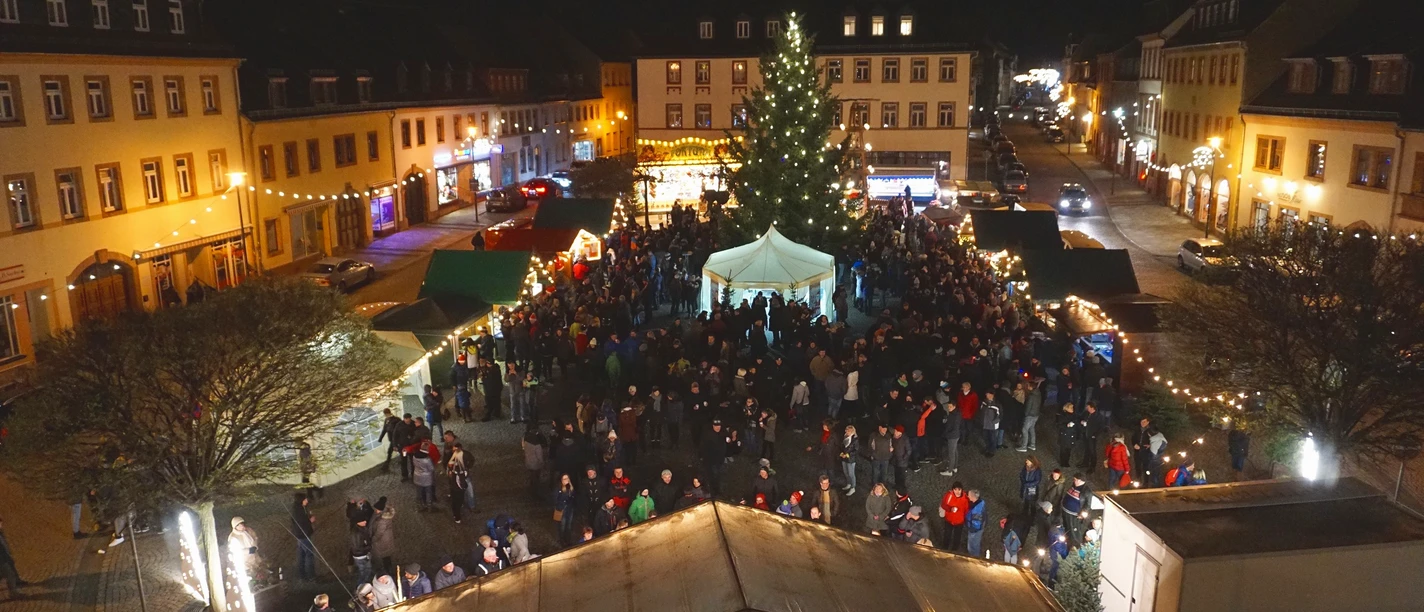 Weihnachtsmarkt in Geithain Der traditionelle Weihnachtsmarkt in Geithain. Blick vom Rathaus aus.