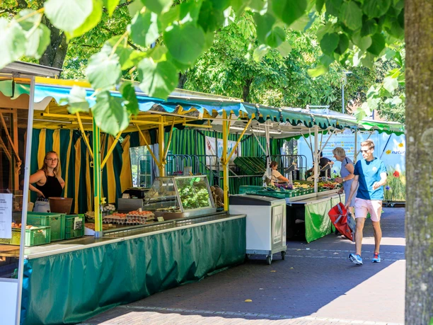 Nordhorn-Grafschaft-Bentheim-weekmarkt-15-©EUREGIO-Jurjen-Drenth.JPG