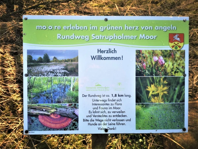 hinweisschild-satrupholmer-moor-andreas-nowc-gemeinde-mittelangeln.jpg