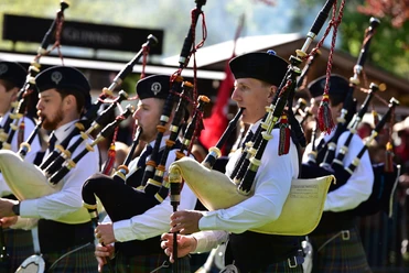 24. Highland Gathering – 4. und 5. Mai 2024 Dudelsackspieler beim Highland Gathering in Peine