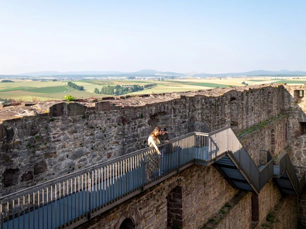 Panoramaaussicht Burgruine Grebenstein