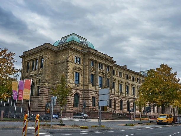 csm_BS-stadtrundgang-AR-HAUM-beate-ziehres-zeitorte_032d3c1bce.jpg Praktisch im Originalzustand: das Herzog Anton Ulrich-Museum. Das weiß ich seit meinem Stadtrundgang mit der AR Funktion in der „Entdecke Braunschweig“-App.