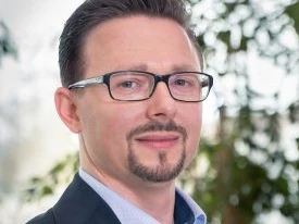 Hesse-Christopher-Quadrat.jpg Christopher Hesse