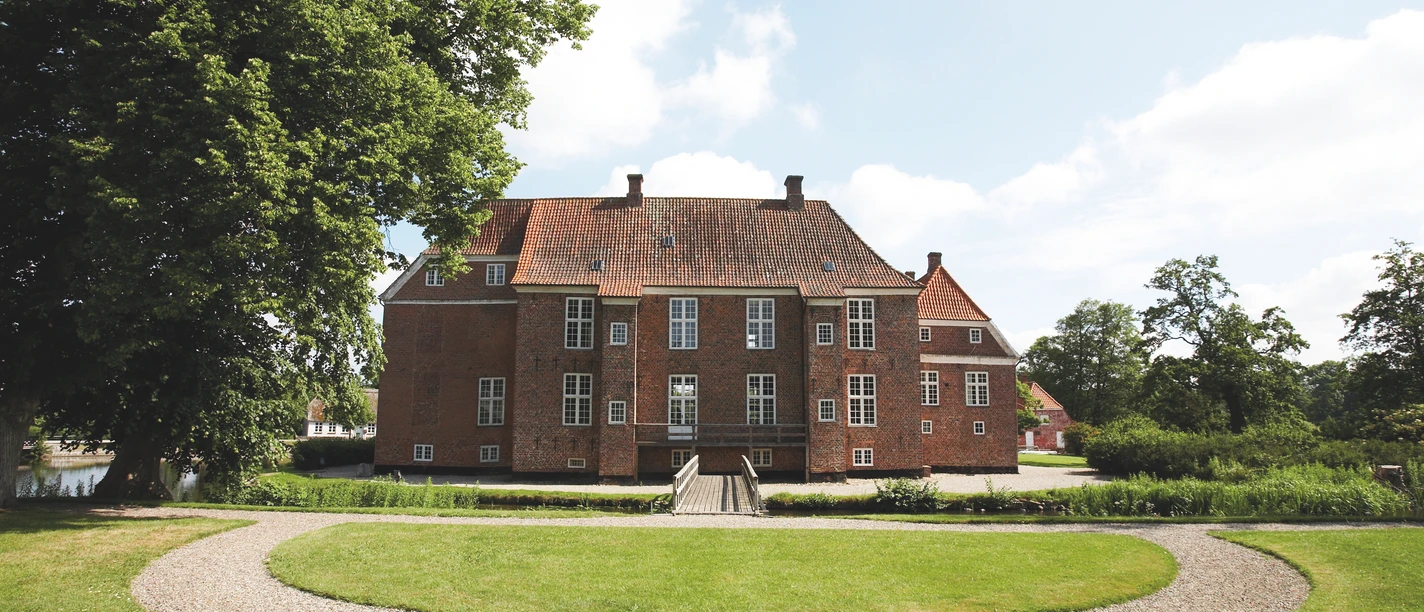 Schloss Gram.JPG