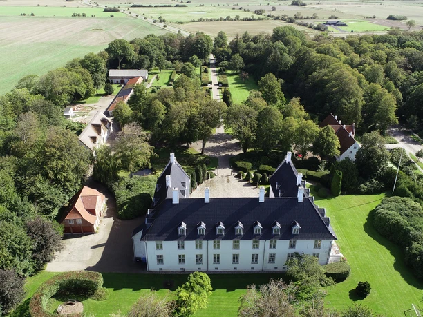 Schloss Schackenborg.jpg