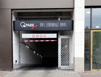 Q-Park Leipzig - Das Lebendige Haus Einfahrt in die Tiefgarage des Q-Parks Das Lebendige Haus Leipzig