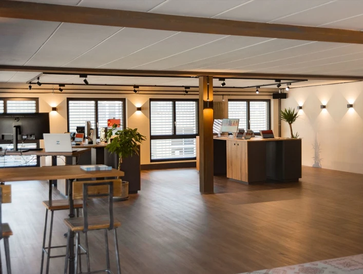 OCOM Ausstellung OG.JPG