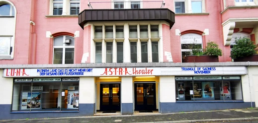 Astra Theater und Luna