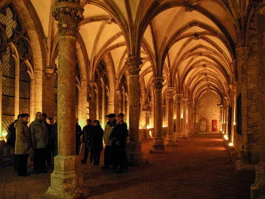 Führung im Kerzenschein im Kloster Walkenried