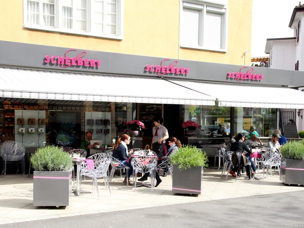Aussenansicht_BrunnenBhf.jpg