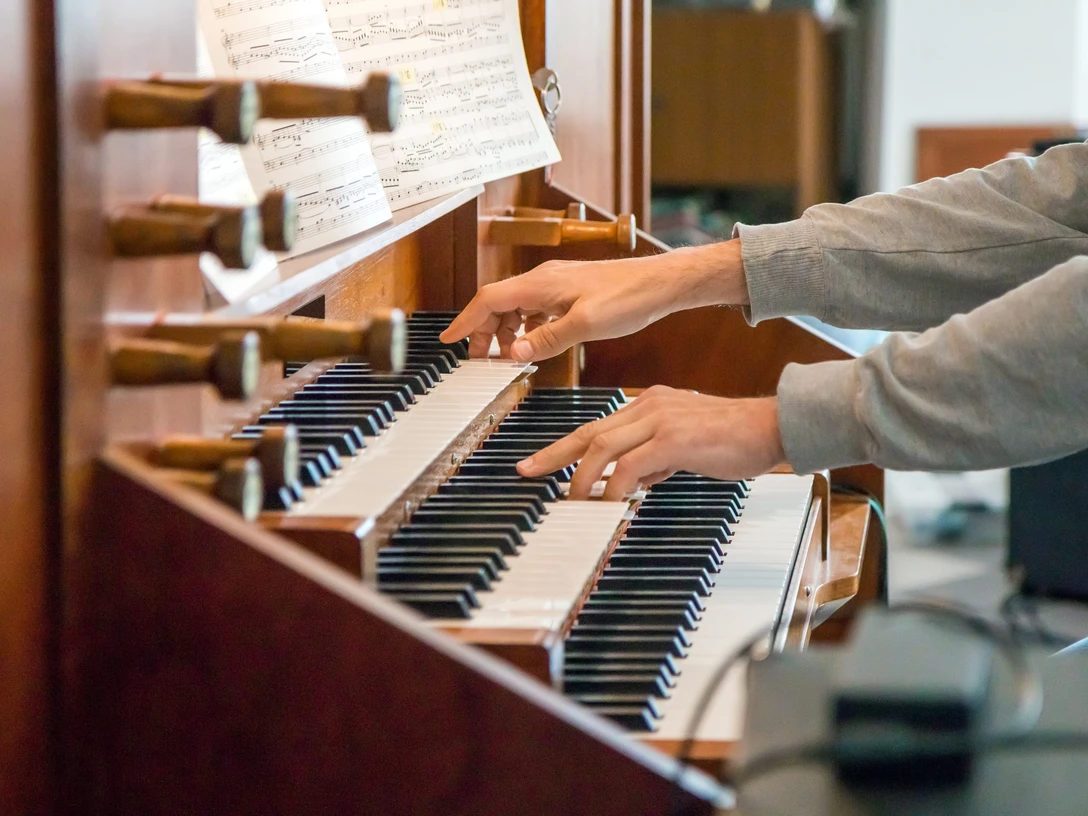 Faszination Orgel_Orgelkonzert_Manual © Adobe Stock-John Kruger.jpg