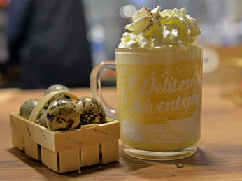 Delizsch Adventsmarkt Eierpunsch Eierpunsch auf dem Delizscher Adventsmarkt