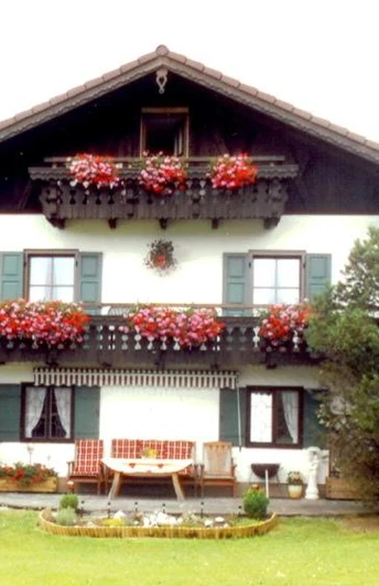 Haus/Terrassenansicht