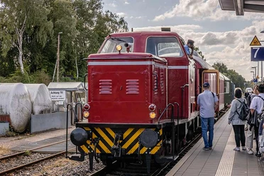 Der HEIDE EXPRESS im Bahnhof Soltau HEIDE EXPRESS im Bahnhof Soltau