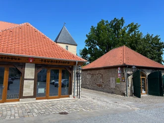 IMG_8275.jpg Torhäuser am Schloss Schöningen