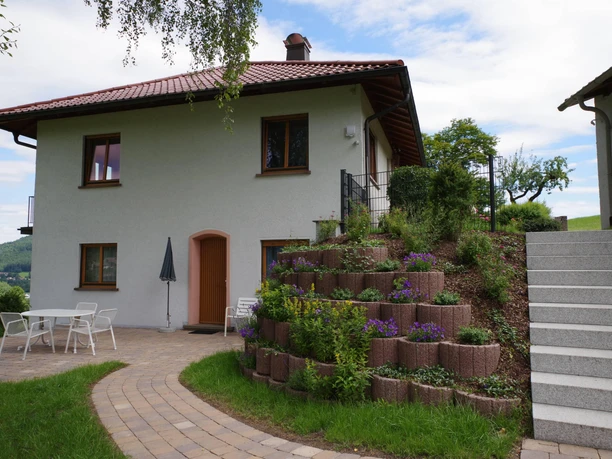 Landhaus Burgi, Aussenansicht