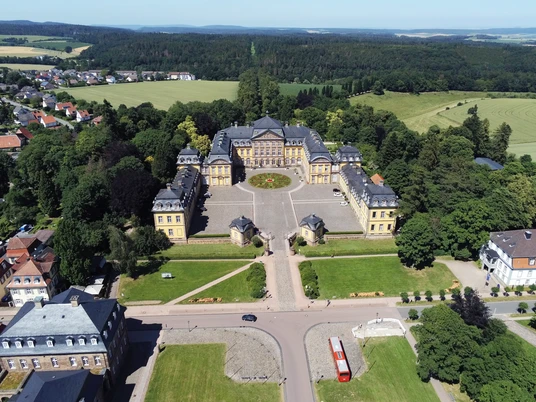 Bad Arolsen - Residenzschloss Arolsen von oben