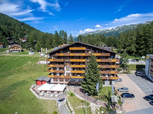 Hotel Ambassador (6).JPG