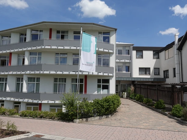 Einagng Fachklinik für Akut.JPG