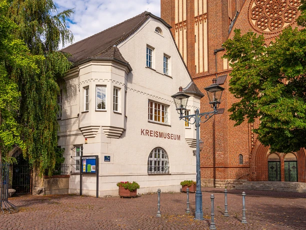 Okresní muzeum v Bitterfeldu@Uwe Weigel, CC BY-SA, Světové dědictví Region Anhalt Dessau Wittenberg IMG Sachsen-Anhalt mbH.jpg