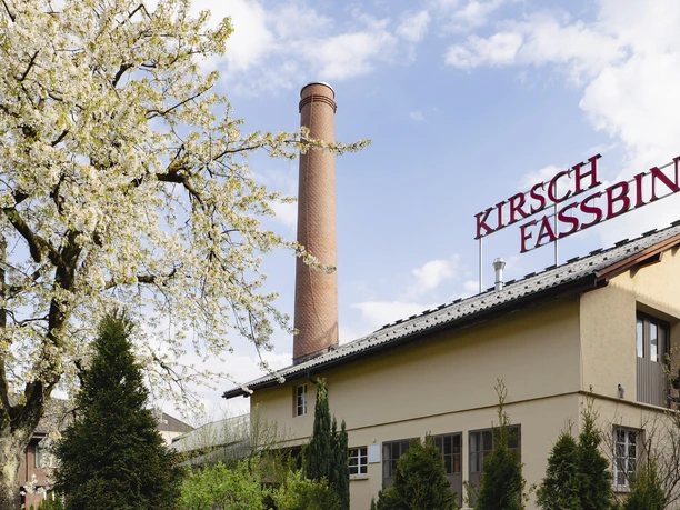 Die älteste Brennerei der Schweiz: Fassbind in Oberarth