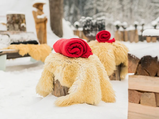 Mit den kuschlige Felle und Decken wirds auch im Winter nicht zu kalt.