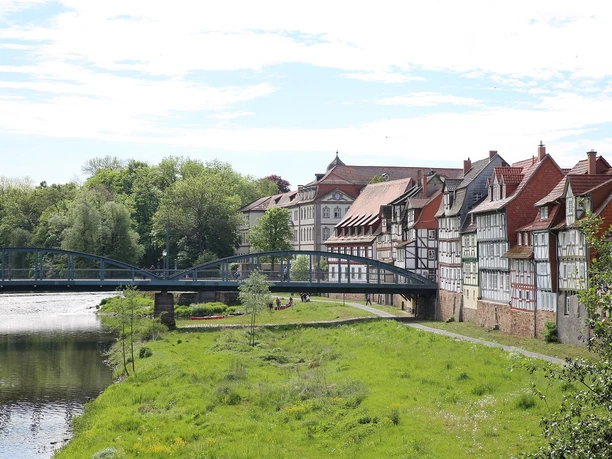 Fachwerkzeile an der Fulda