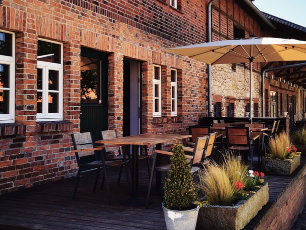 Außenterrasse Restaurant wildfrisch Gutsküche