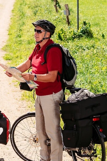 Radfahrer-auf-der-Alten-Salzstraße Radfahrer-auf-der-Alten-Salzstraße