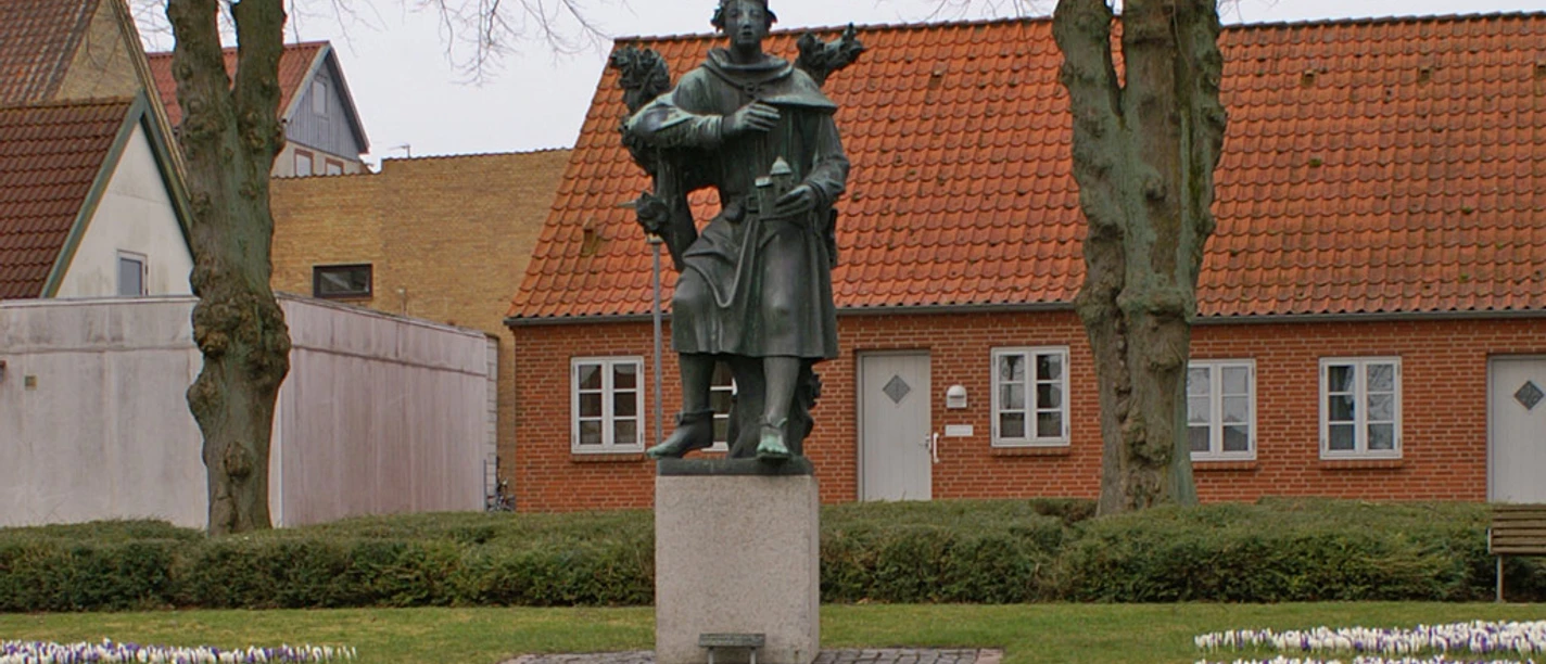 Statue-Svend_Grathe