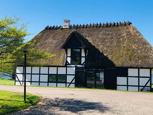 Sandbjerg-Gods-Brænderiet