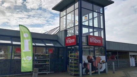 Infospot_SuperBrugsen_Broager_indgang