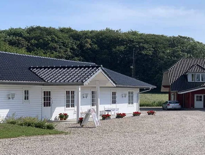 Panbo041122KunstMuseum01-juni