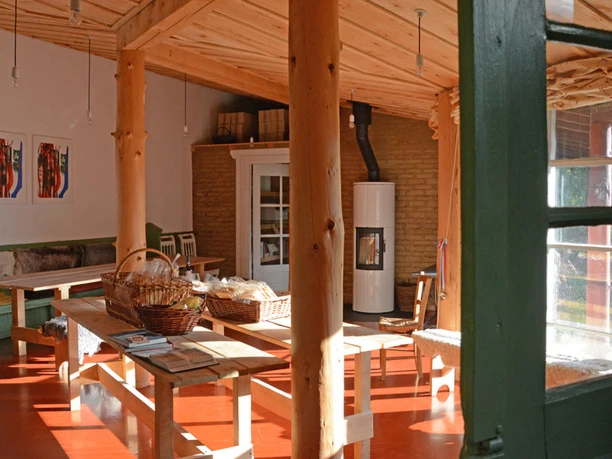 Halmhuset-Butikken-indefra-2