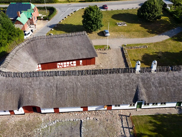 Jollmands-Gaard-luftfoto-efter-restaurering