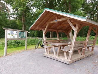 Streuobstwiese Sitzbank.jpg