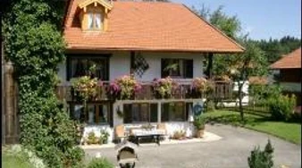 230590_273675402752235_826933181_n