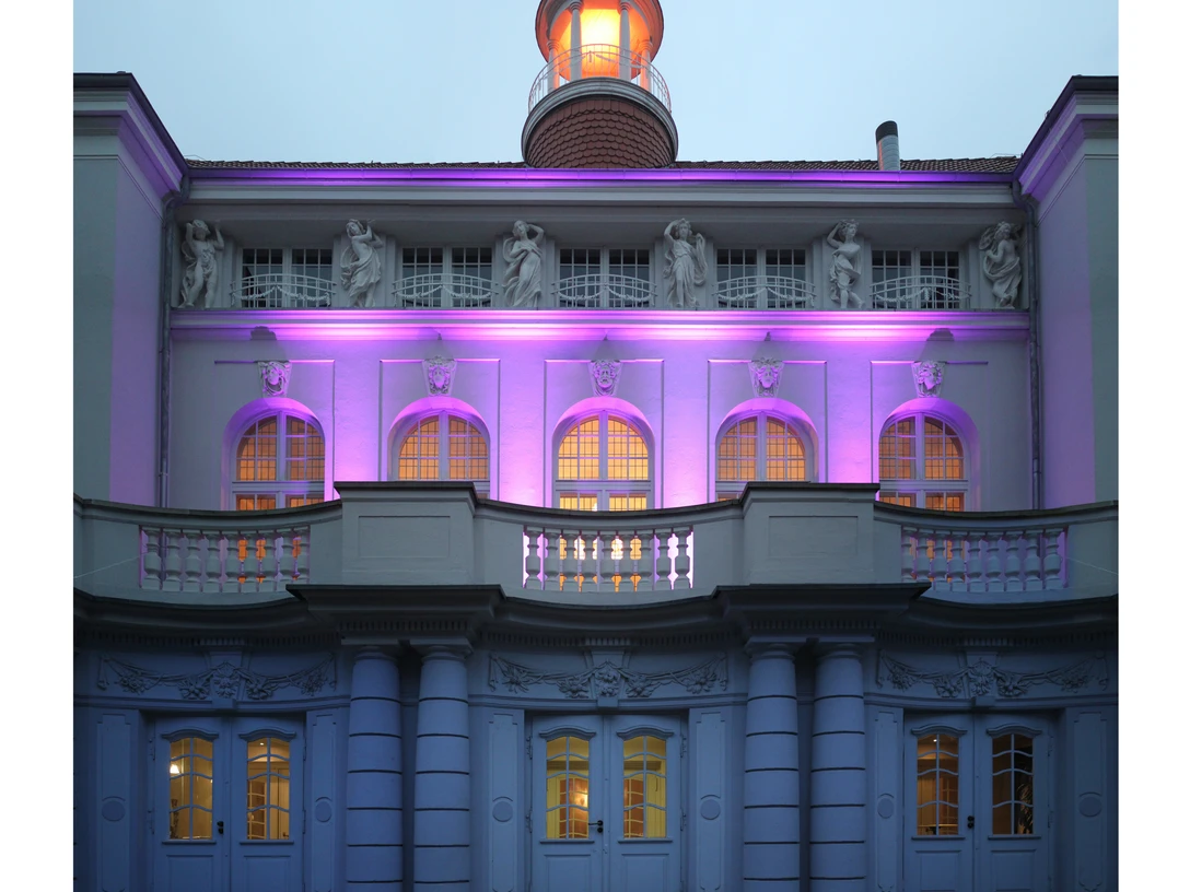 Das Bild zeigt das Stadttheater in Minden.