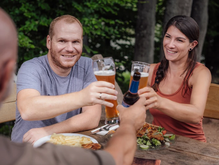 Einkehr in der PETERS Alm in Jägersburg