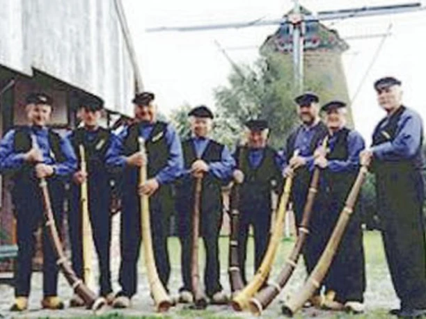 Ostmühle - Middewinterhornbläser - BB.jpg