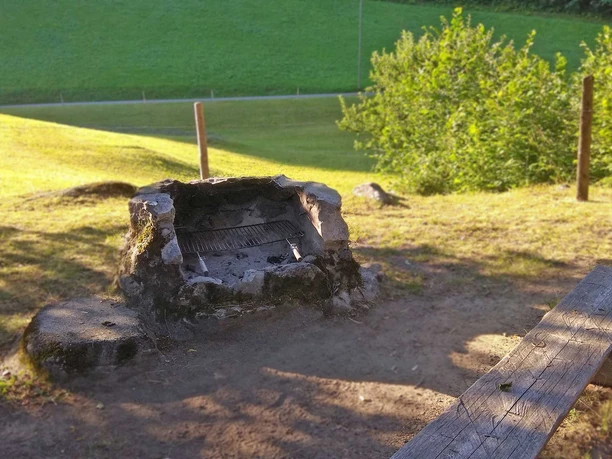 grillstelle-schnabler-iseltwald-3.jpg