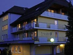 Aussenansicht am Abend