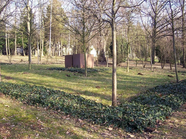 Grabanlage Zum Gedenken an die Opfer von Krieg und Gewaltherrschaft