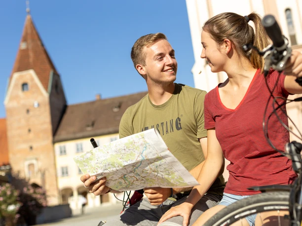 Radfahrer in der Weißenhorner Altstadt