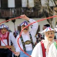 Maschkeratreiben am Dorfplatz