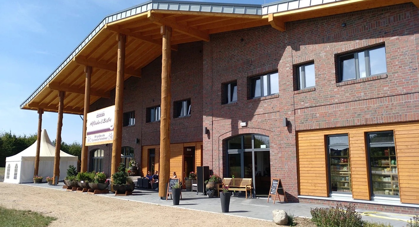 Hamfelder Hofbauernmeierei_Hofladen.jpg