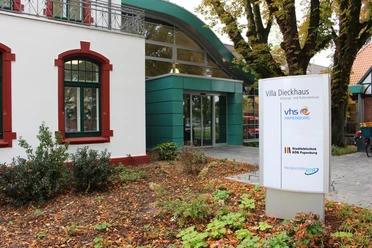 Villa.JPG