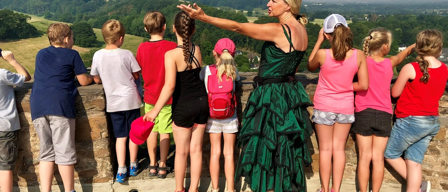 Burgführung für Kinder.jpg