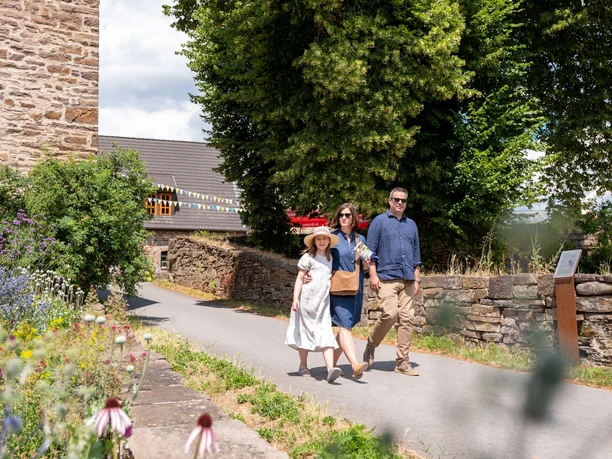 Am Wasserschloss Wülmersen